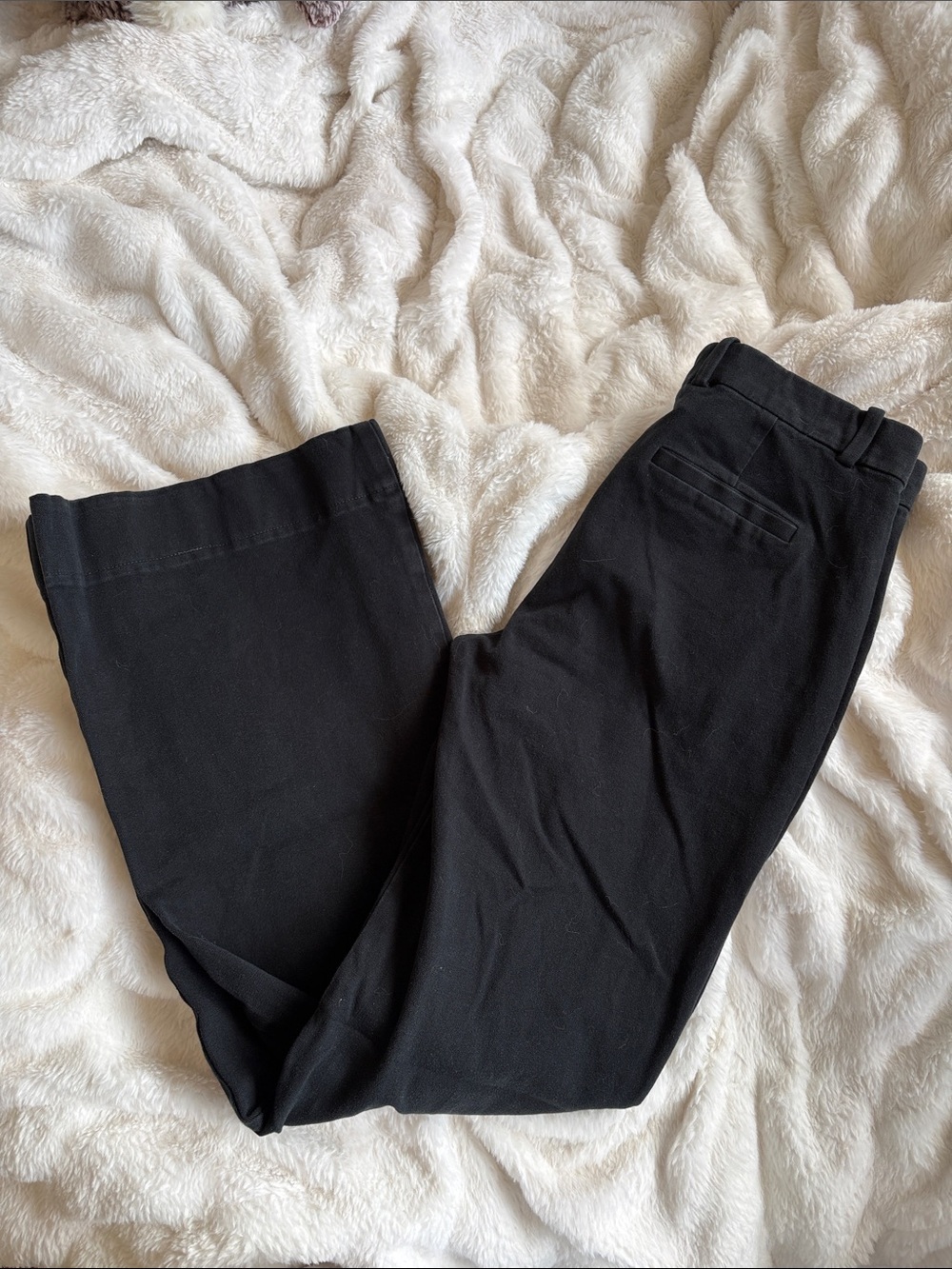 GAP Women’s Black Straight-Leg Pants